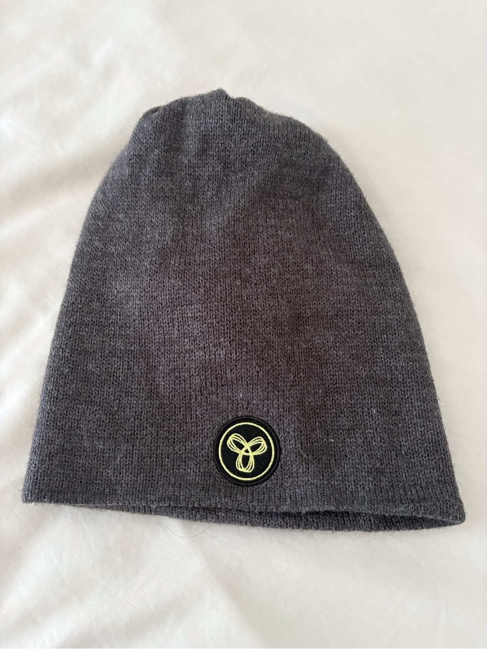 Aritzia Charcoal Gray Knit Beanie with Subtle Logo Patch